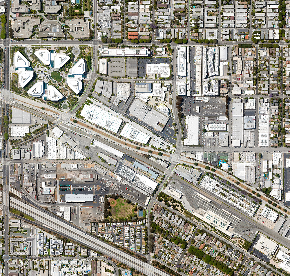 Center for Media and Design 2021