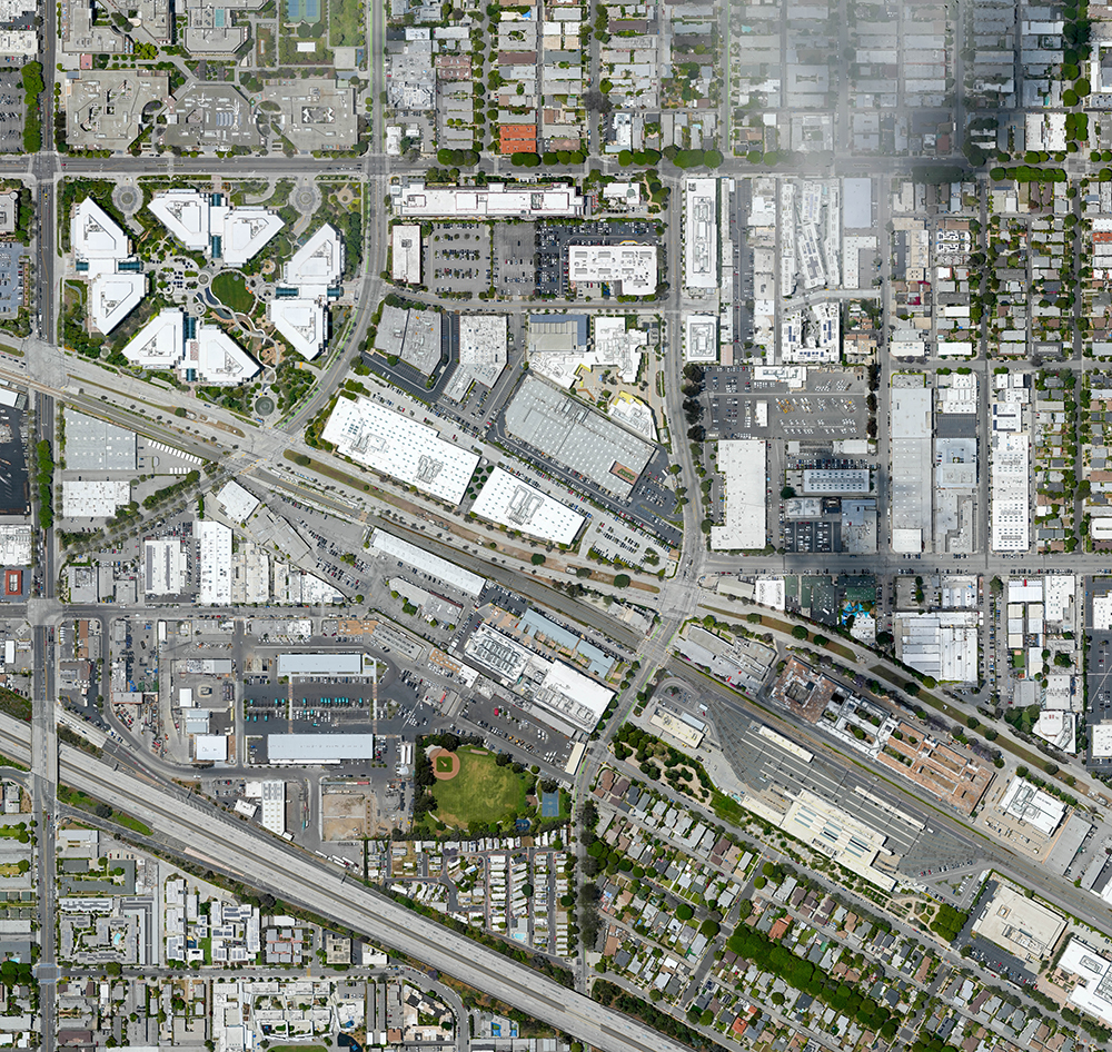 Center for Media and Design 2023