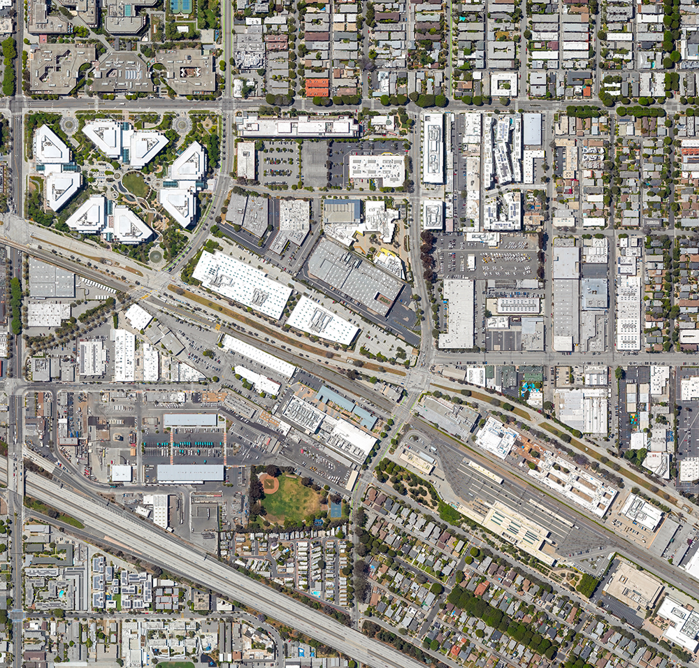 Center for Media and Design 2024